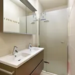 Modern With Stunning Views Apartamento *