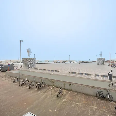 Modern With Stunning Views * 克诺克－海斯特