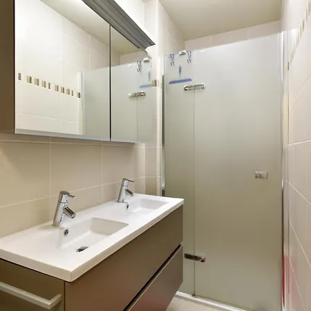 Modern With Stunning Views Appartement *